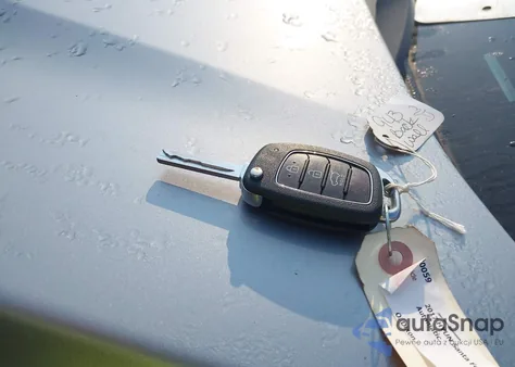 2017 Hyundai Santa Fe Se z USA, uszkodzony, nr VIN KM8SM4HF7HU238733